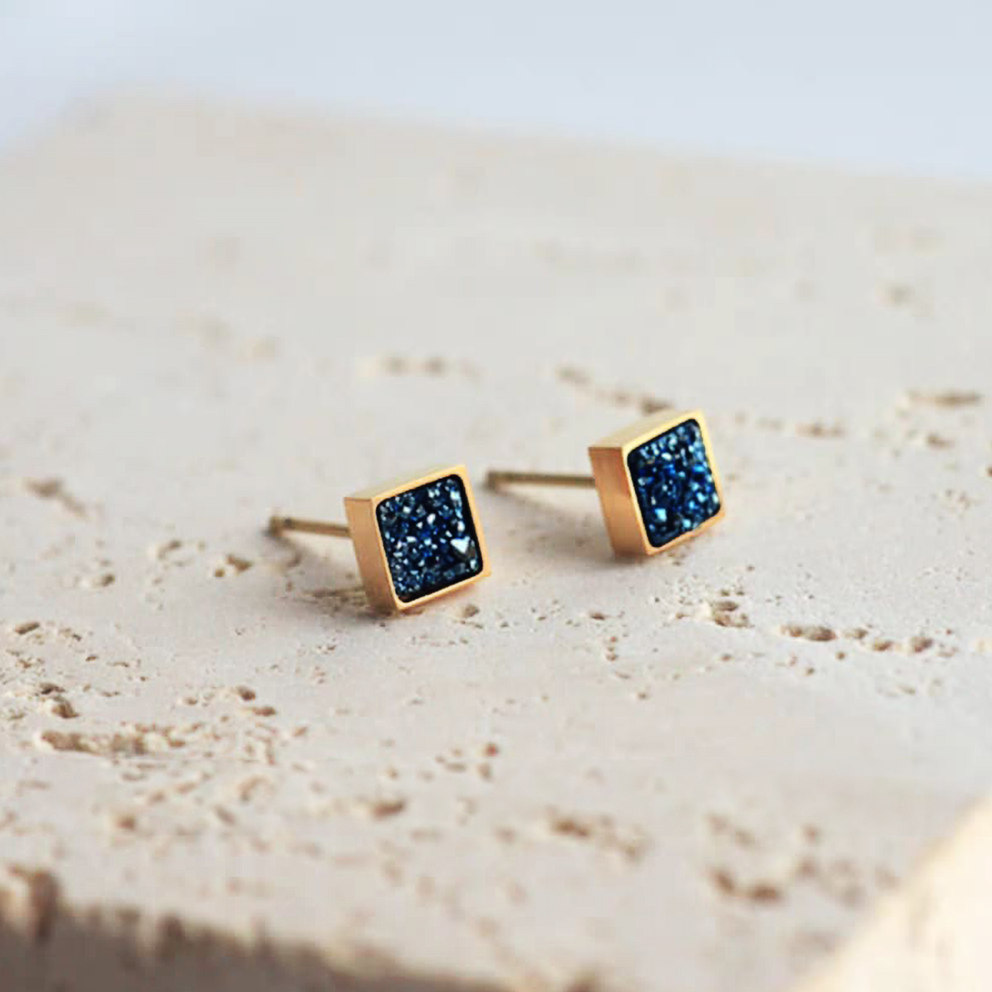 LUNE BLEU EARRINGS