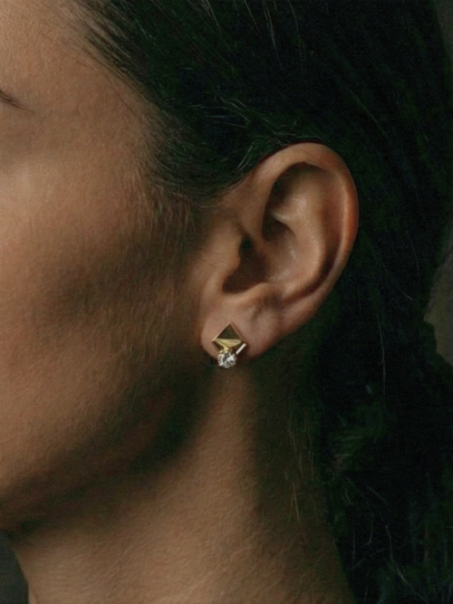 ACCORD SEAL EARRINGS