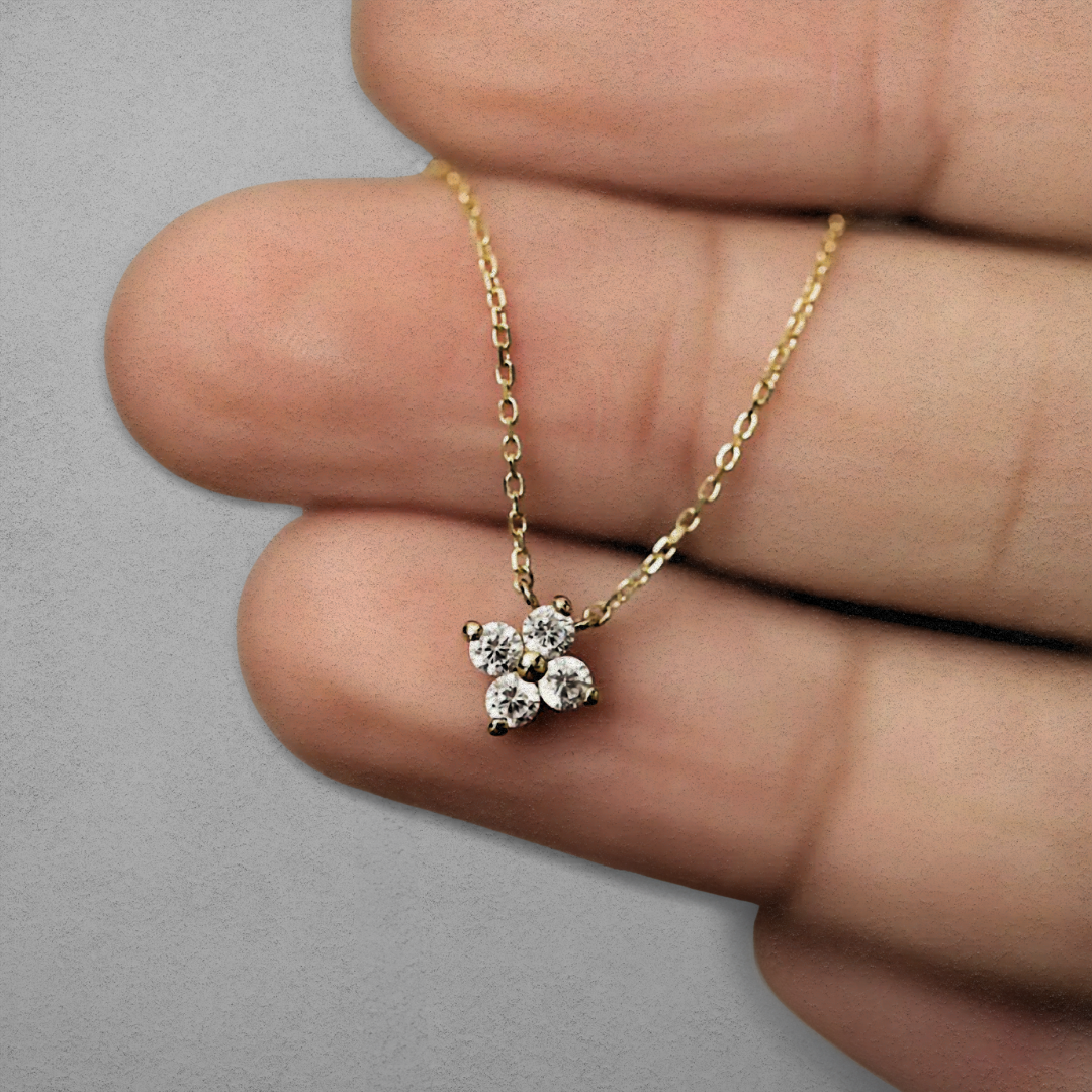 CLOVERA NECKLACE