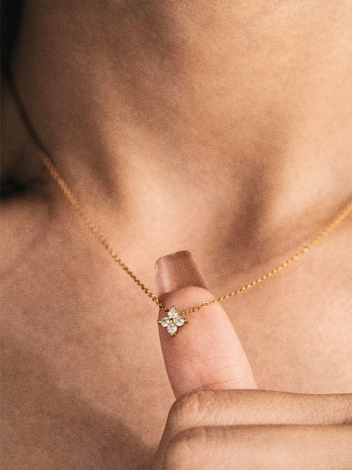 CLOVERA NECKLACE