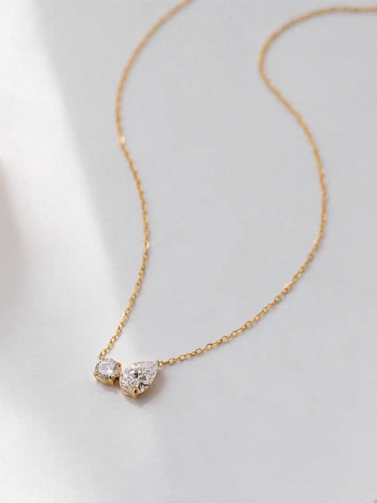 ENLACÉ NECKLACE