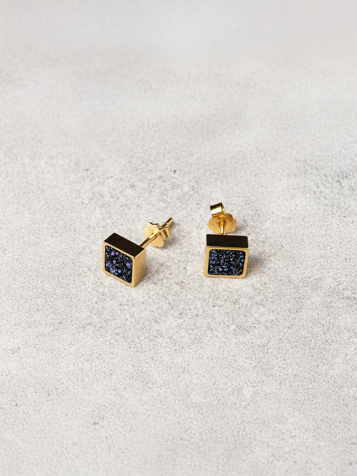 LUNE BLEU EARRINGS · ÉDITION LIMITÉE