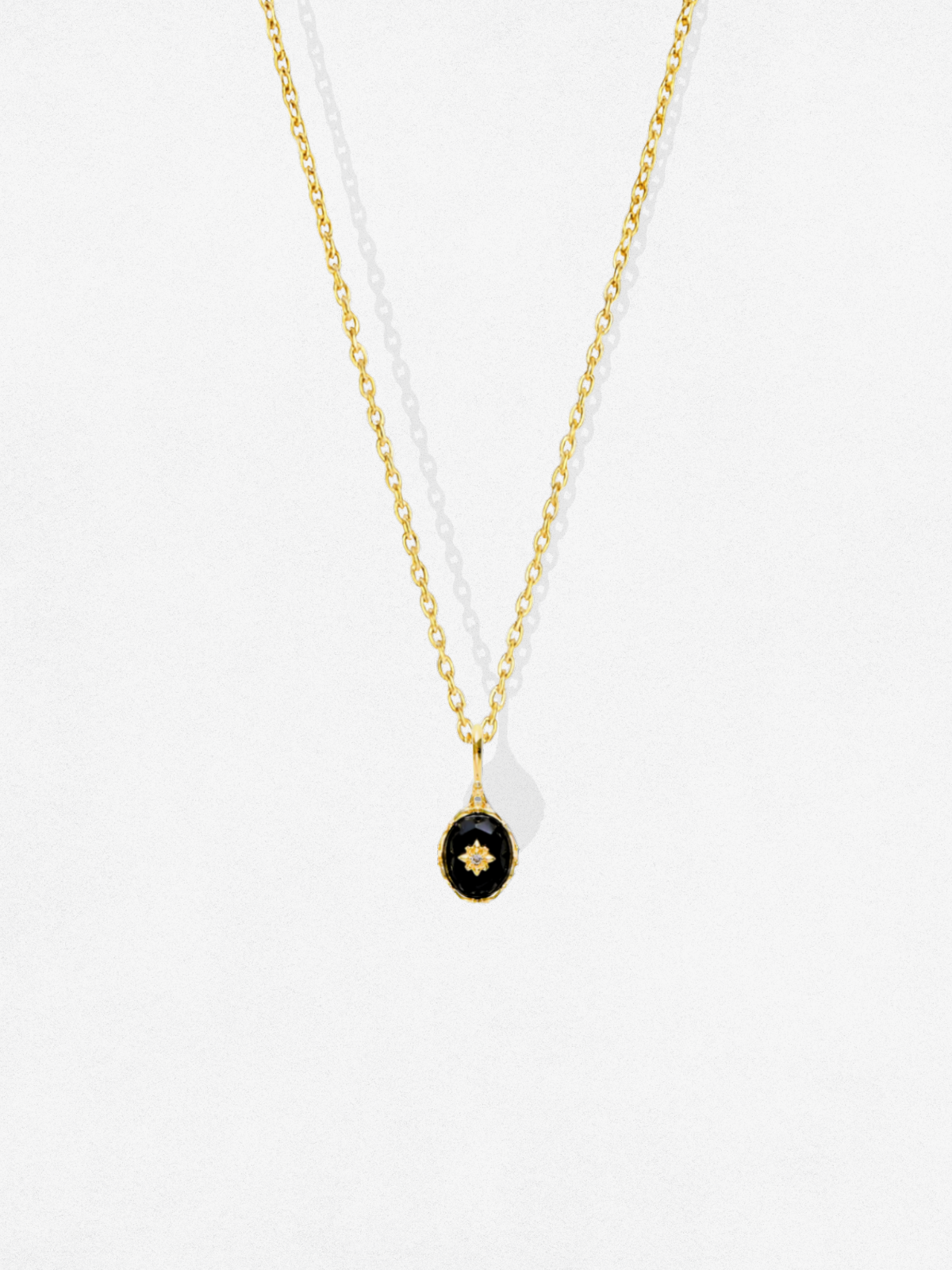NOIR BOTANICA NECKLACE