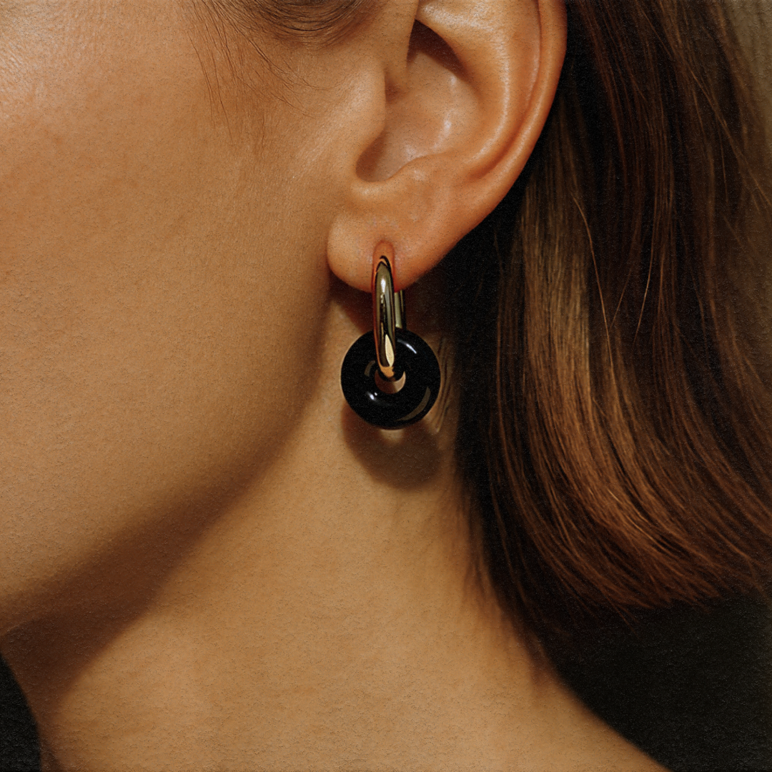 NOIR ROYAL EARRINGS IN BLACK ONYX