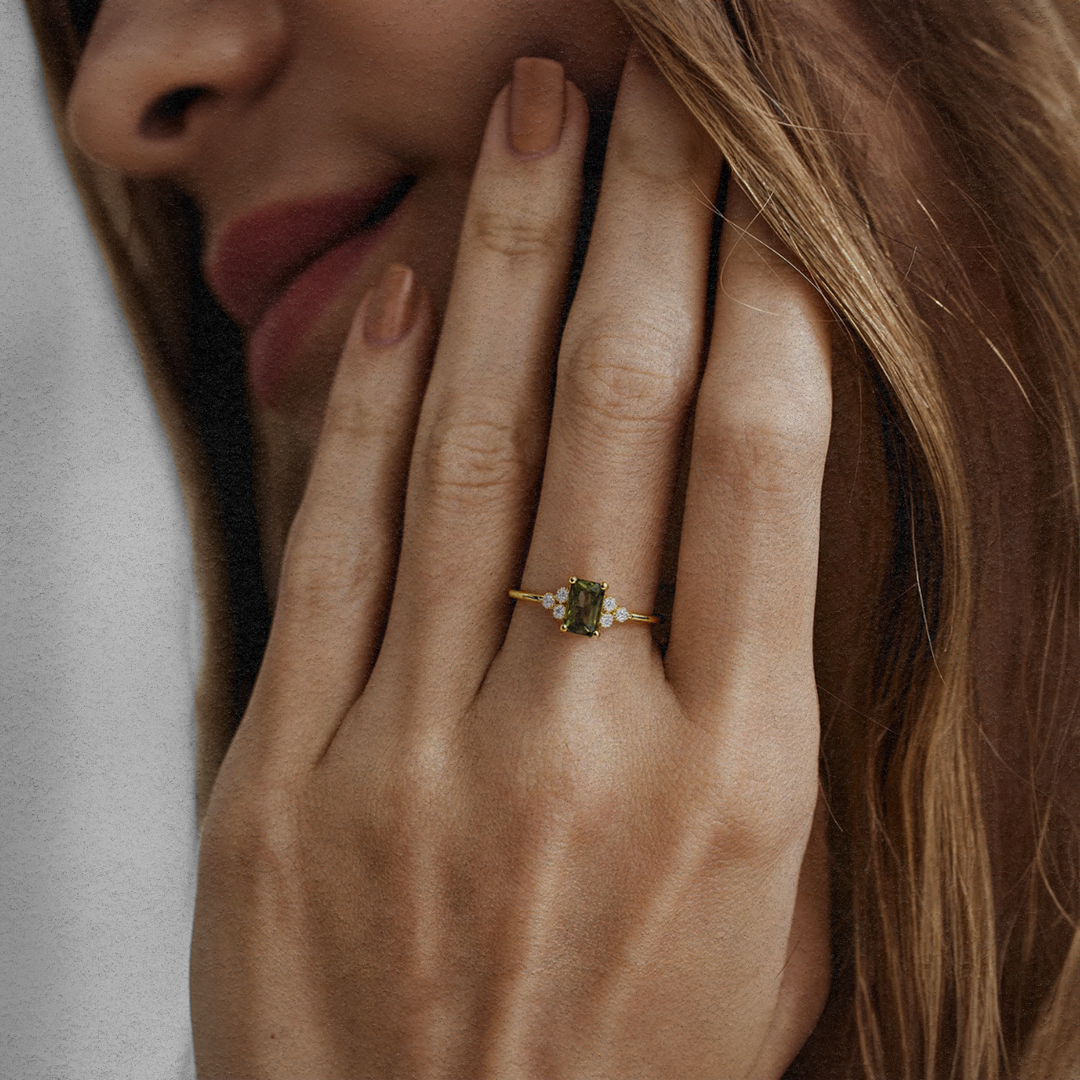 OLIVE DE LUMIÈRE RING