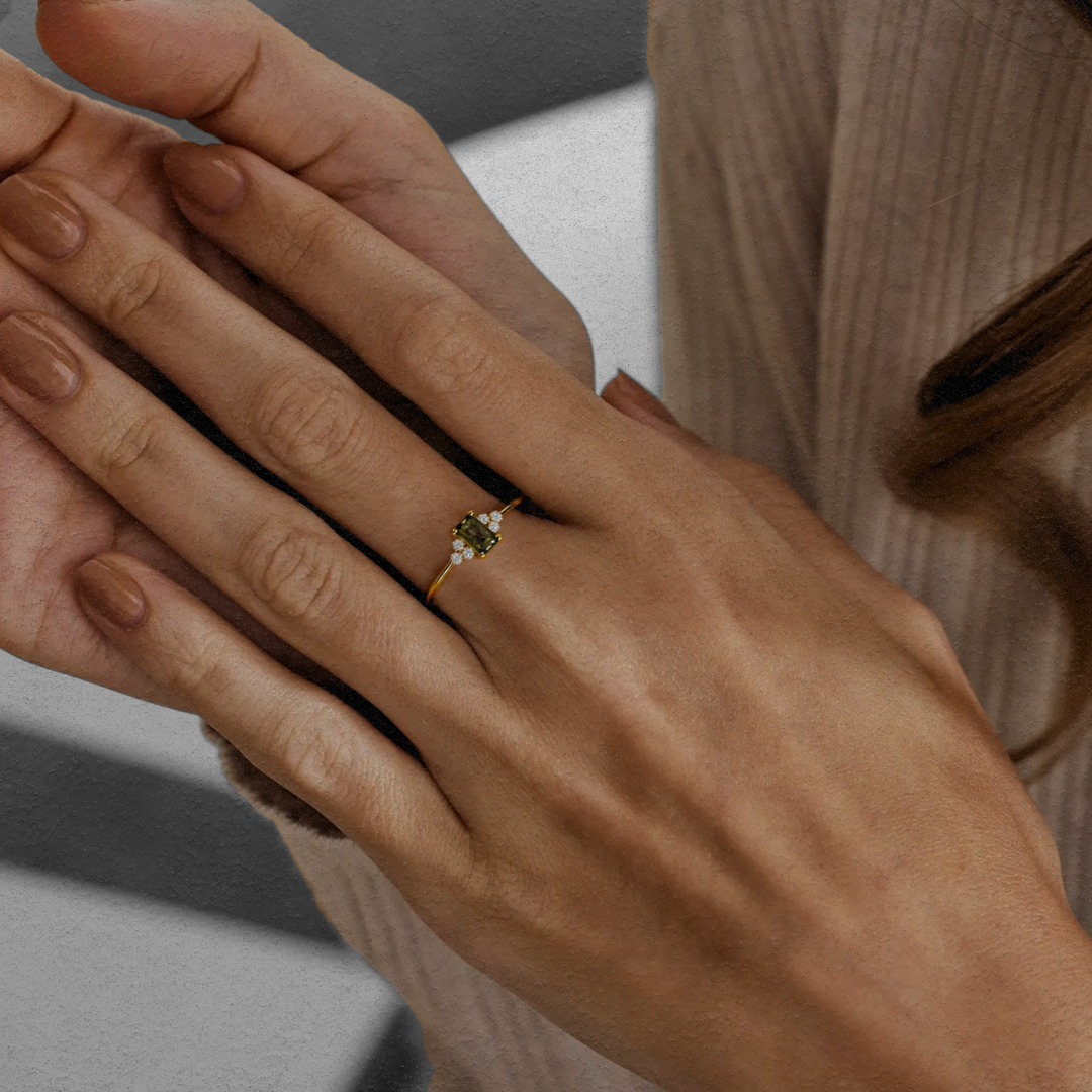 OLIVE DE LUMIÈRE RING