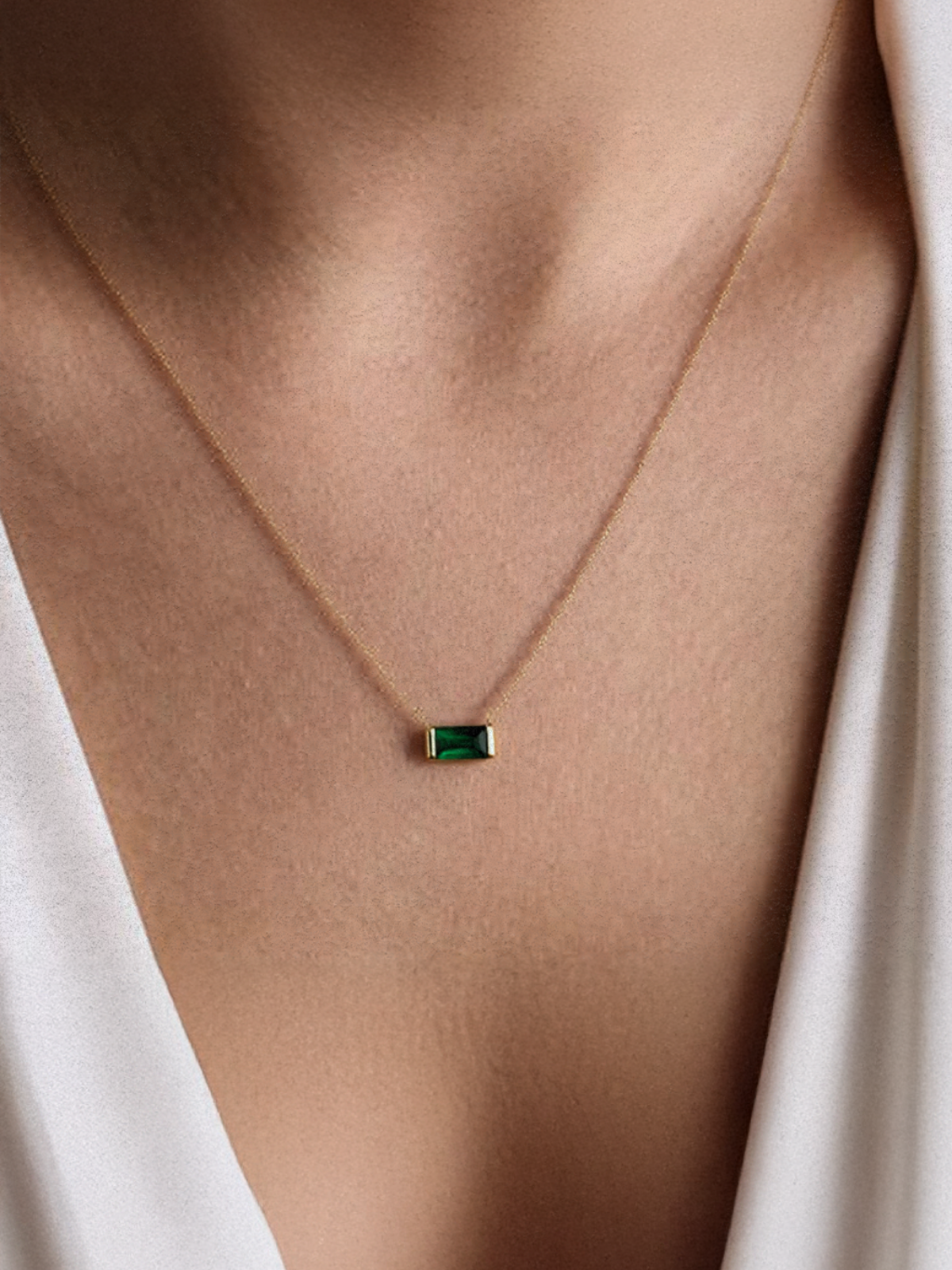 RIVIÈRE VERTE NECKLACE