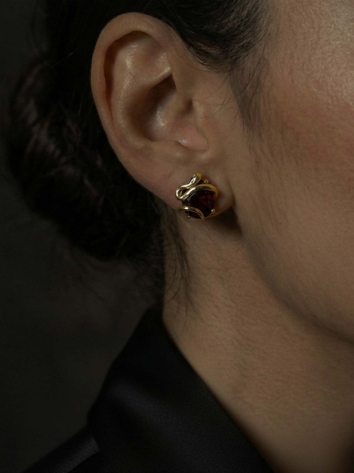 SERPENTINE GARNET EARRINGS