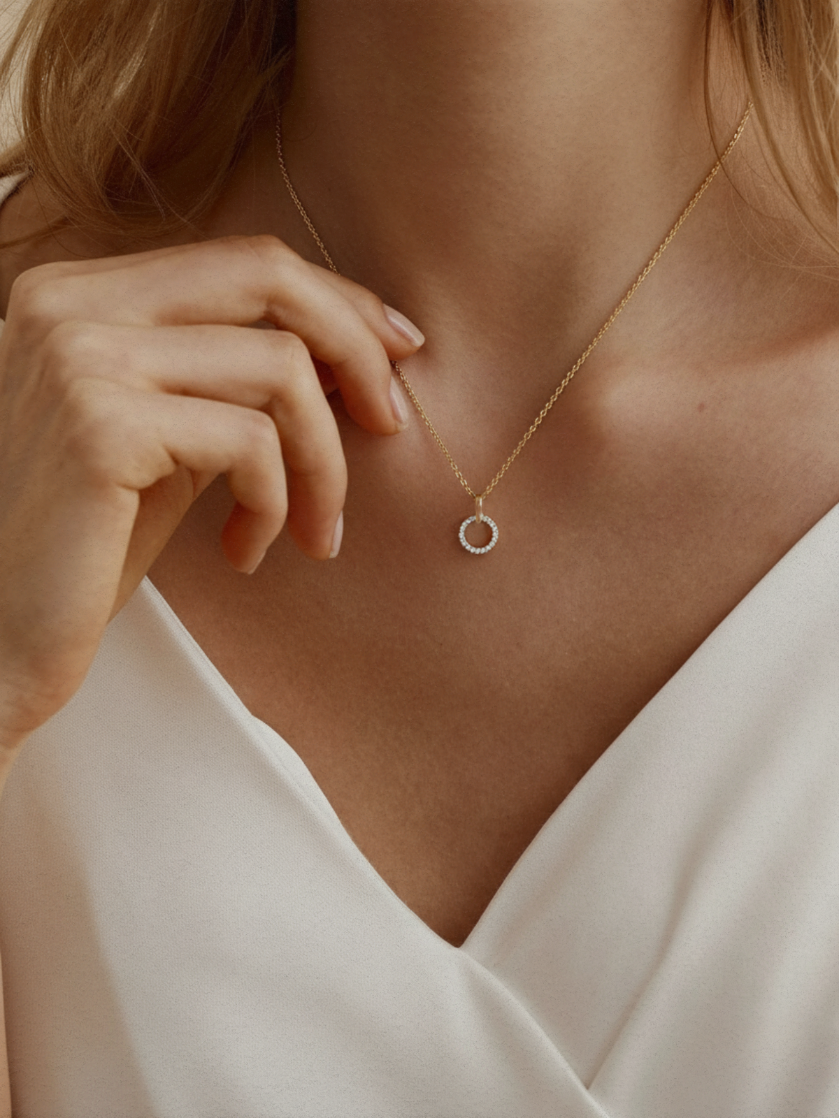 SOLEIL AURA NECKLACE